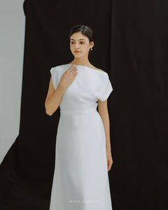 Minimalist one-shoulder wedding dress - D1642 - POXI