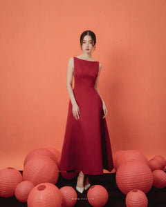 Sleeveless red basic prom dress with A-line skirt and delicate cut-out on the side - D1668 - POXI