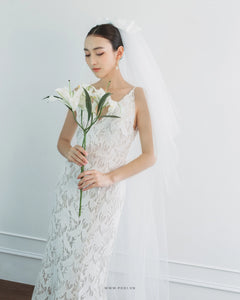 The lace wedding dress with spaghetti-strap-neck modern is charming and delicate - D1730 - POXI