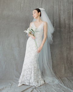 The lace wedding dress with spaghetti-strap-neck modern is charming and delicate - D1730 - POXI