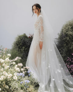 Made-to-order Mermaid lace wedding dress with V-neck and long sleeve - D1782 - POXI