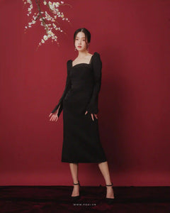 Minimalist black square neck dress with unique pleated detail and long sleeve - D1839 - POXI