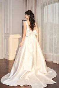 Princess wedding gowns with boat neck and detachable bow - D814 - POXI