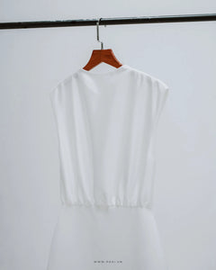 Minimalist white prom dress with crew neck and pencil skirt - D1810 - POXI